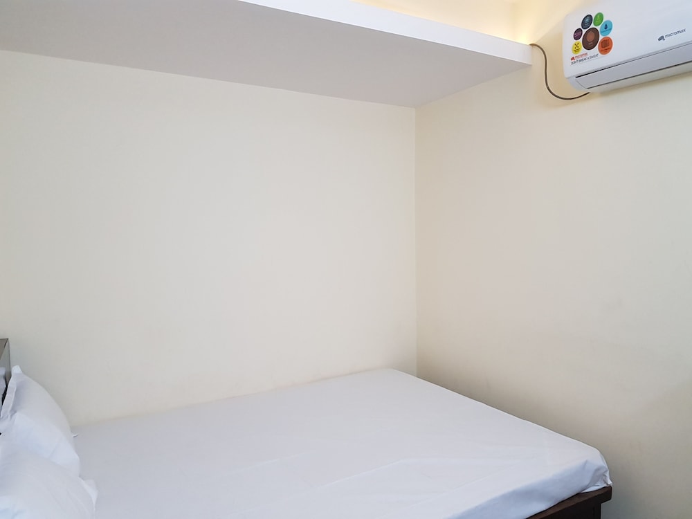 HOTEL GALAXY INN