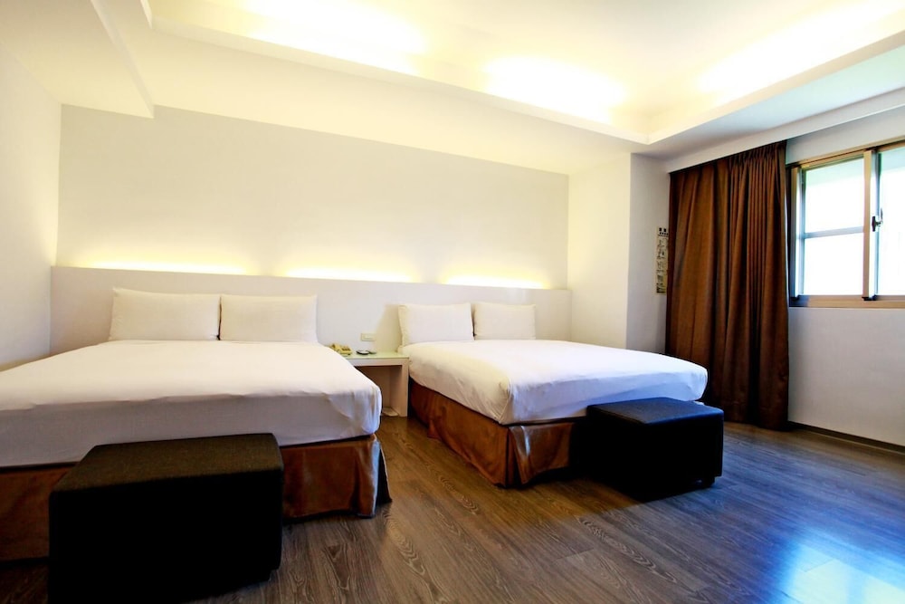 Yes Hotel