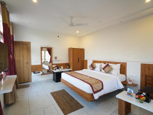 MGM Whispering Wind's Yelagiri