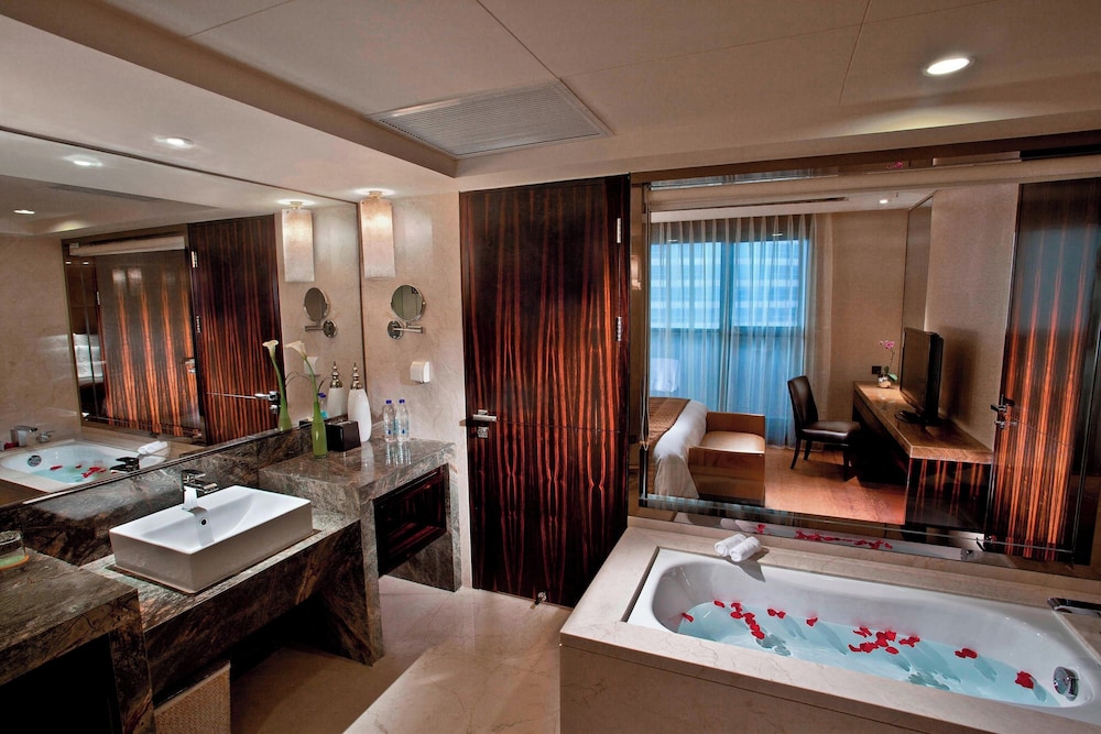 Courtyard by Marriott Shanghai Pudong