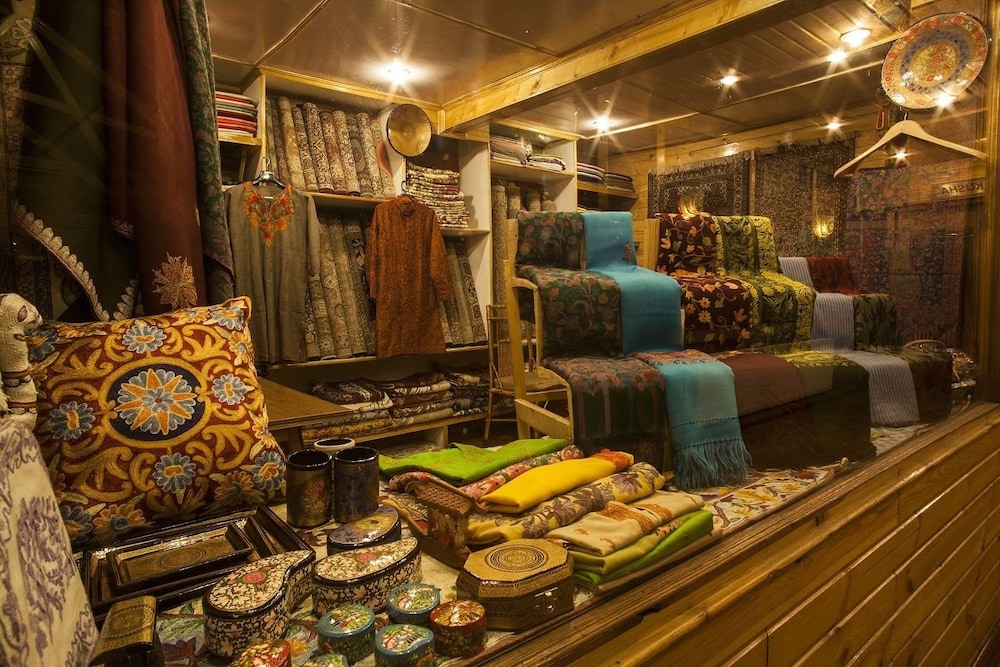Heevan Retreat Gulmarg