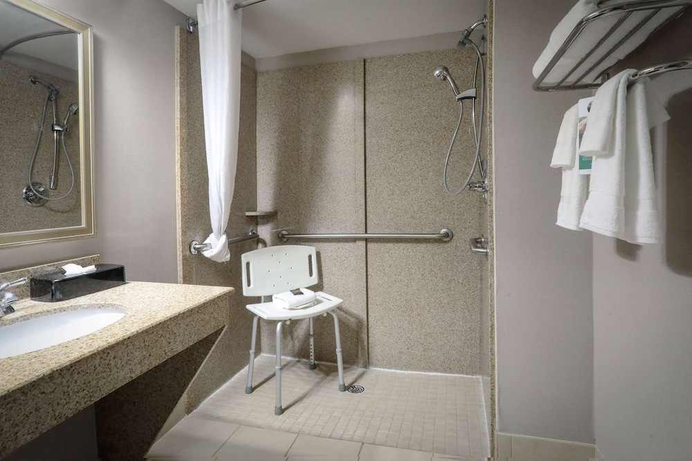 Wingate by Wyndham Savannah/Pooler