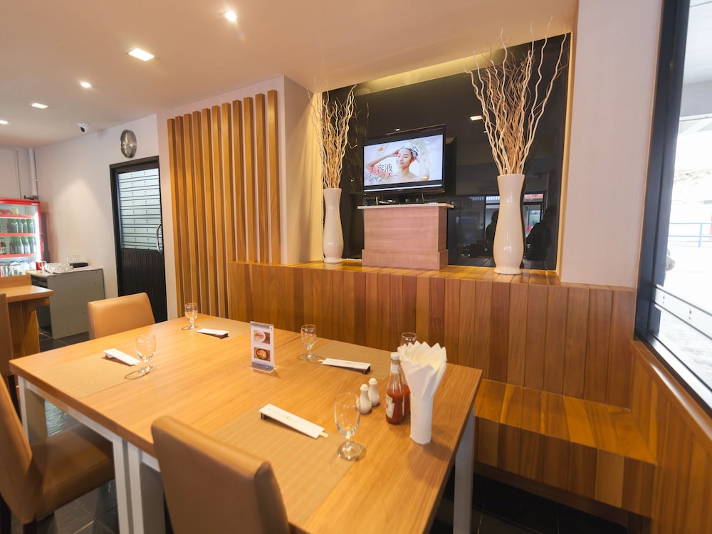Racha Residence Sri Racha