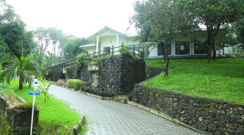 Holiday Vagamon