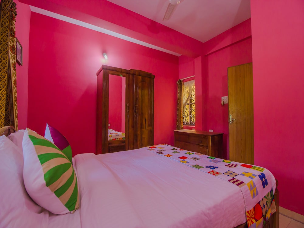 OYO 12864 Home Pool Facing 3BHK Beatlbatim