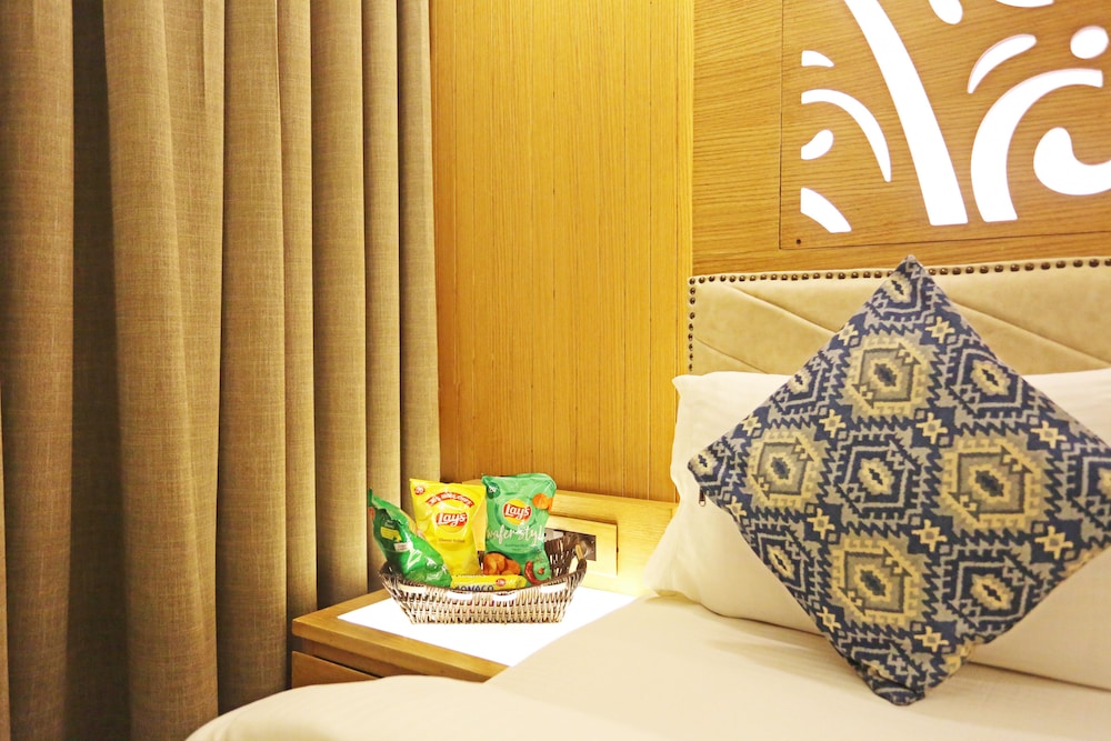 JRD Luxury -Business Hotel