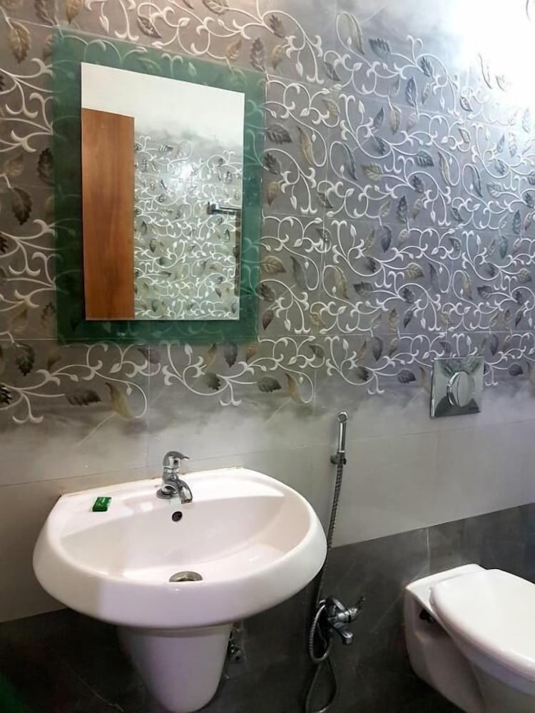 Hotel Mahabir Sheraton