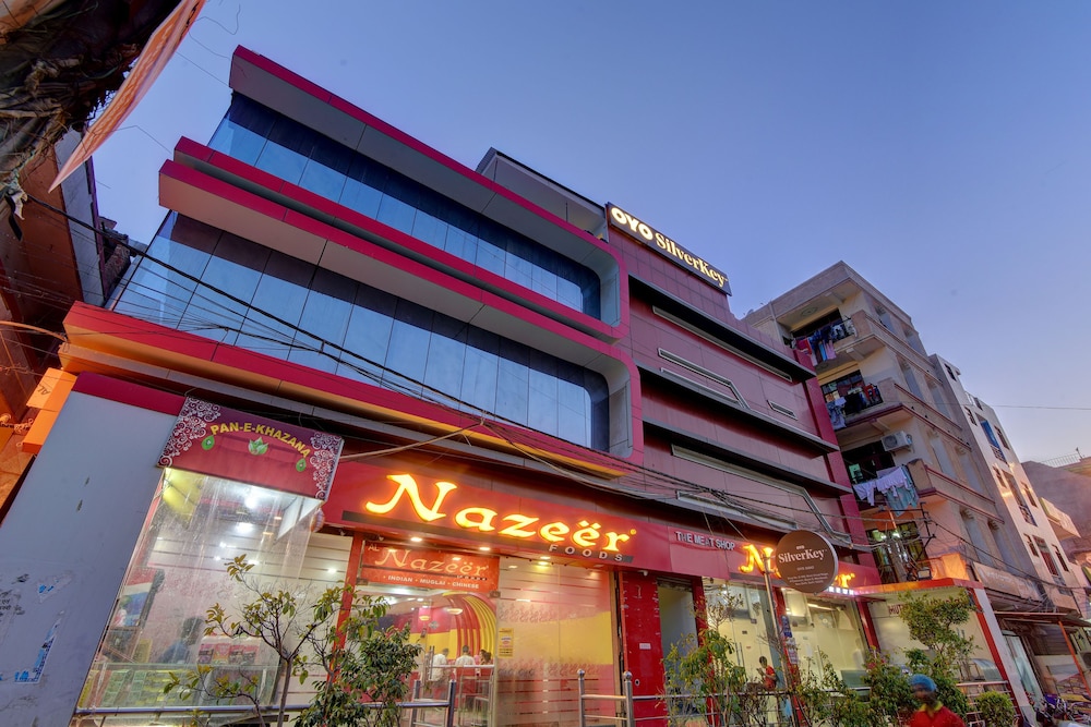 SilverKey Executive Stays 36842 Nazeer Hotel