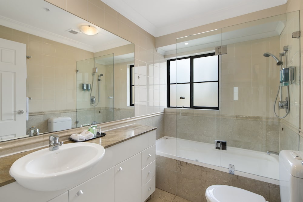 YEHS Hotel Sydney Harbour Suites