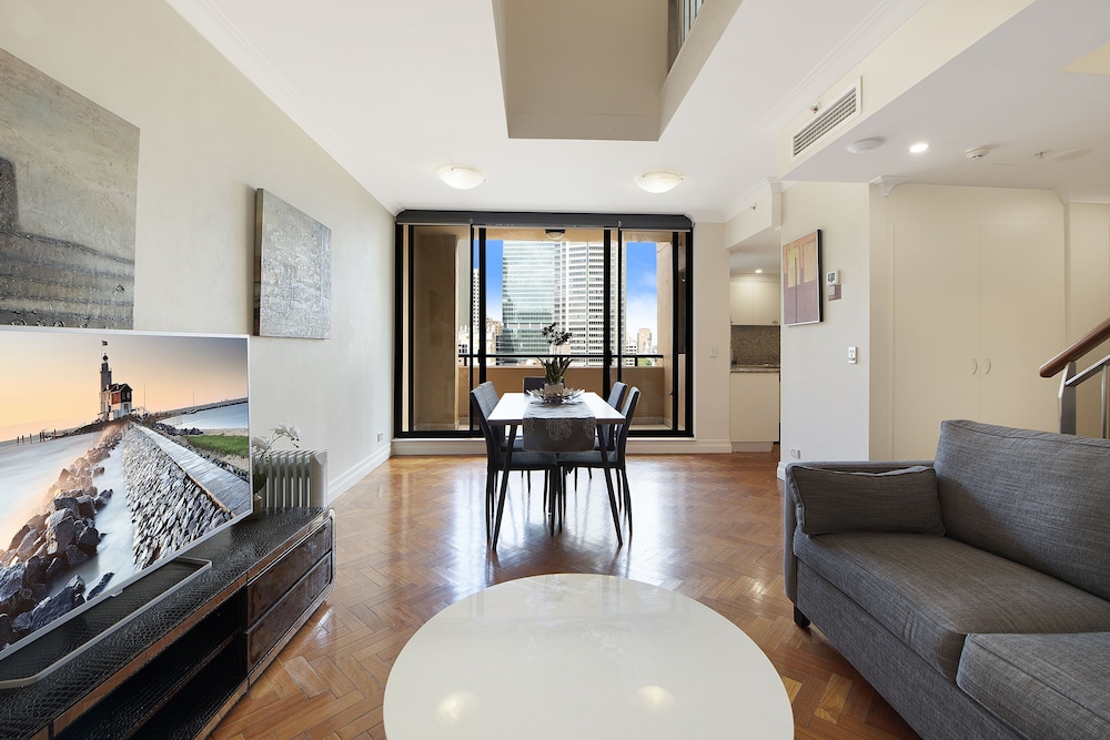 YEHS Hotel Sydney Harbour Suites
