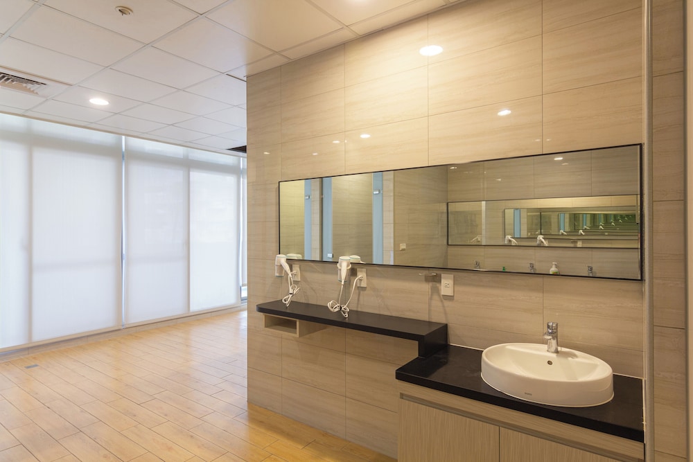 CHECK inn New Taipei LuZhou