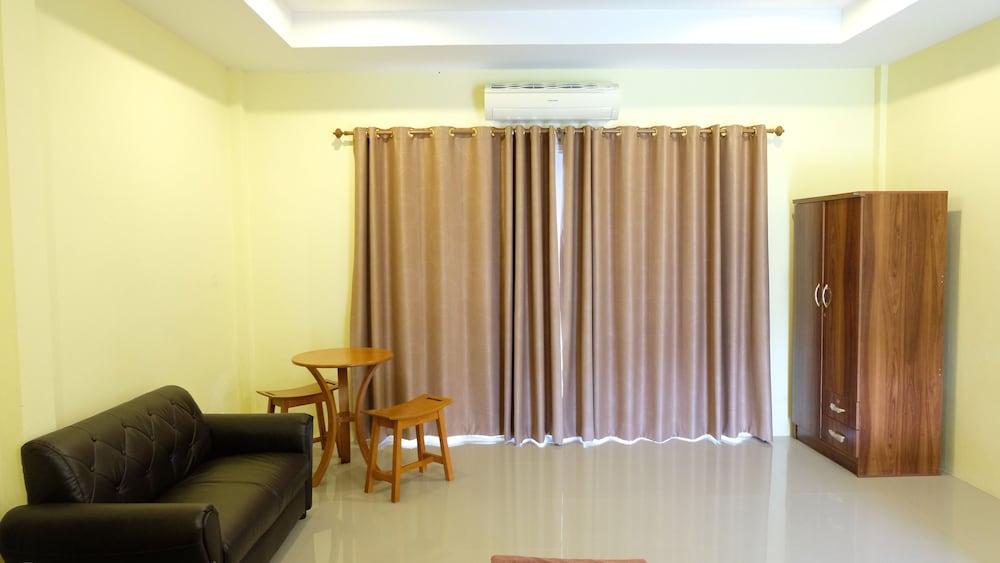 Hasanah Guesthouse