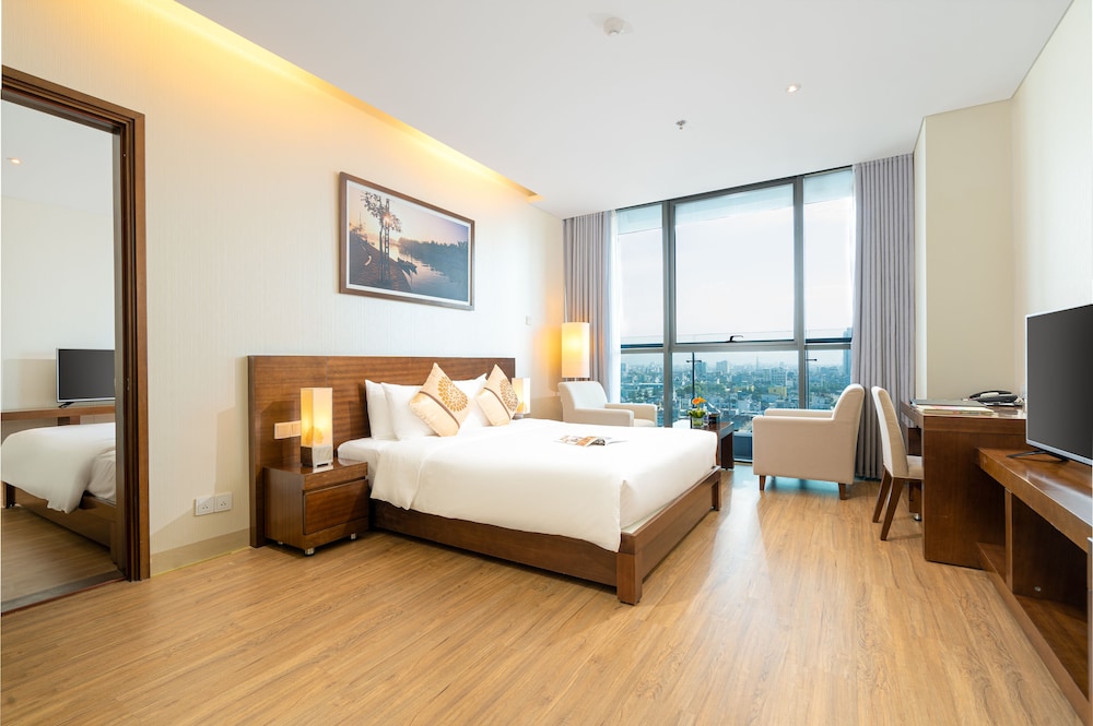 Grand Tourane Hotel
