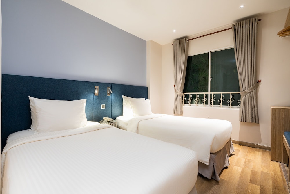 Jovia Hotel