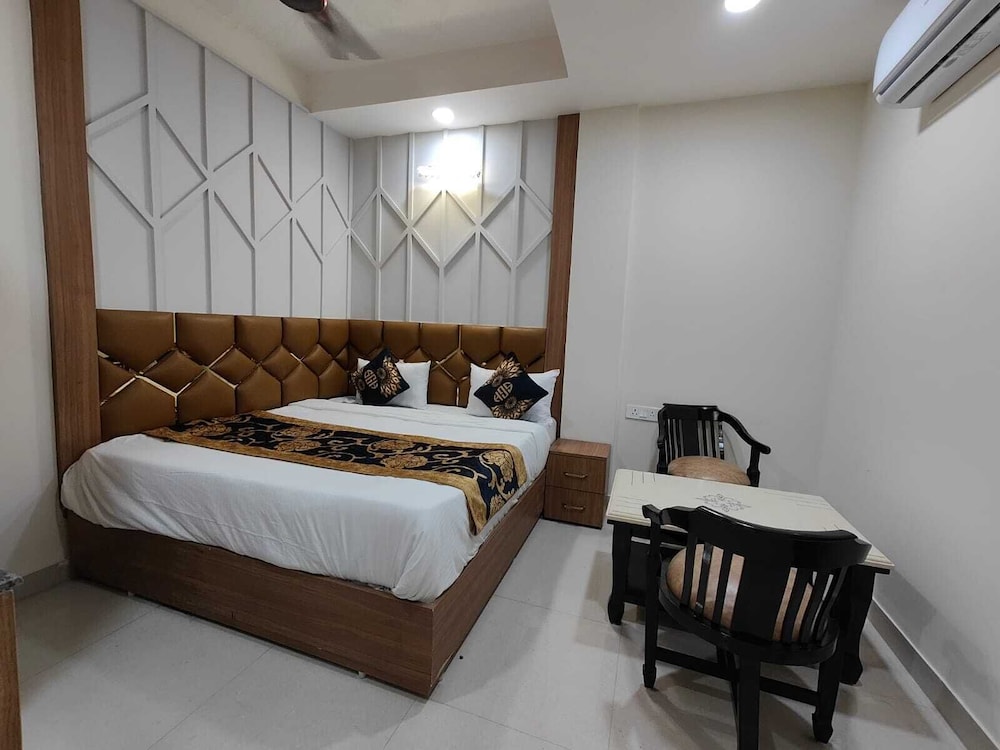 Hotel Nova Inn Near Delhi Airport