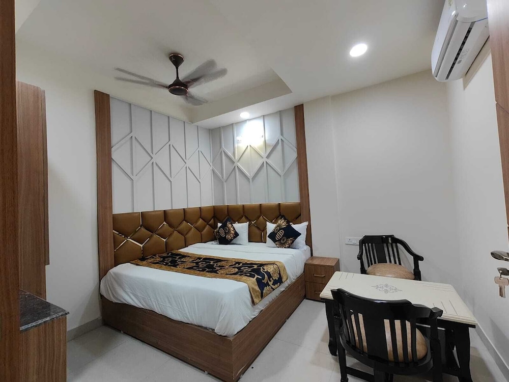 Hotel Nova Inn Near Delhi Airport