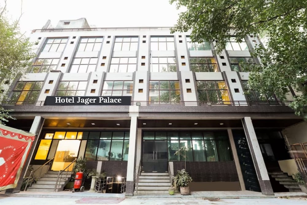 Oyo 16092 Flagship Jageer Palace