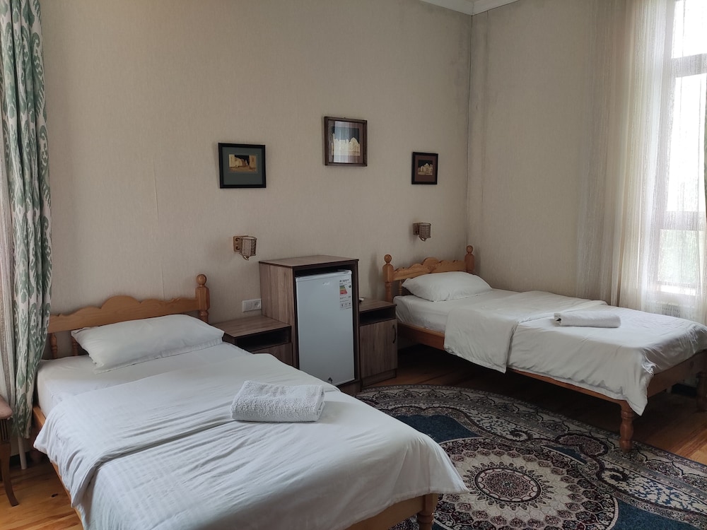 Naqshband Craft Center & Hotel