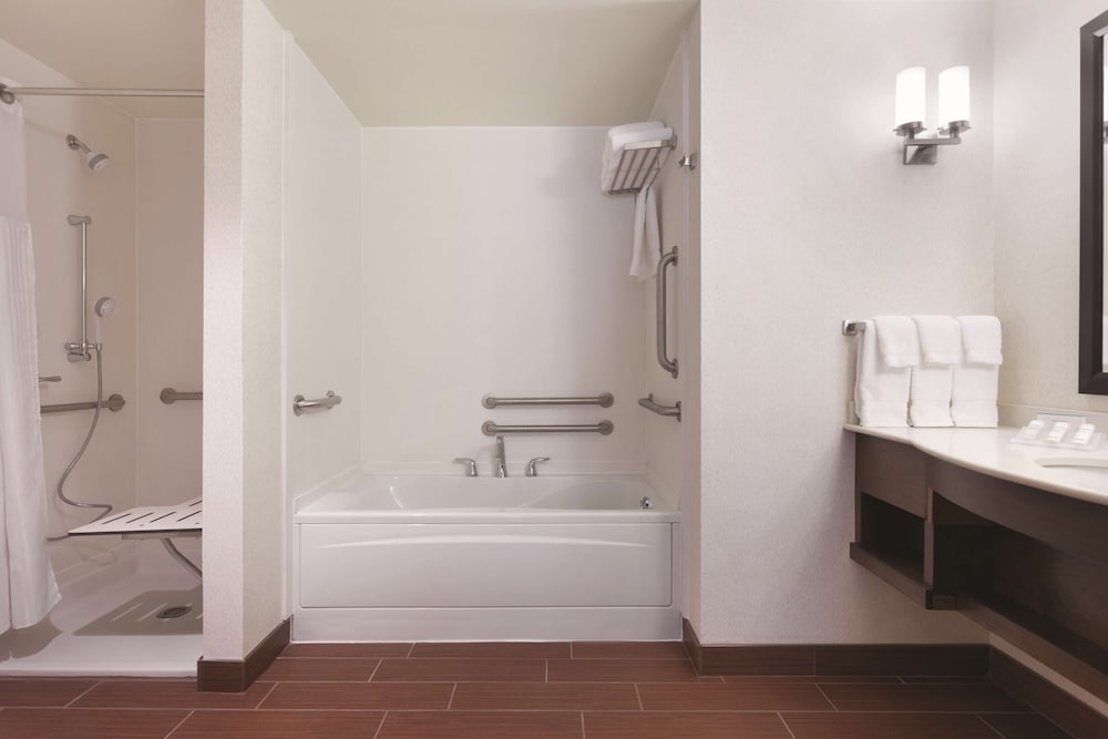 Hilton Garden Inn Rochester Downtown, NY