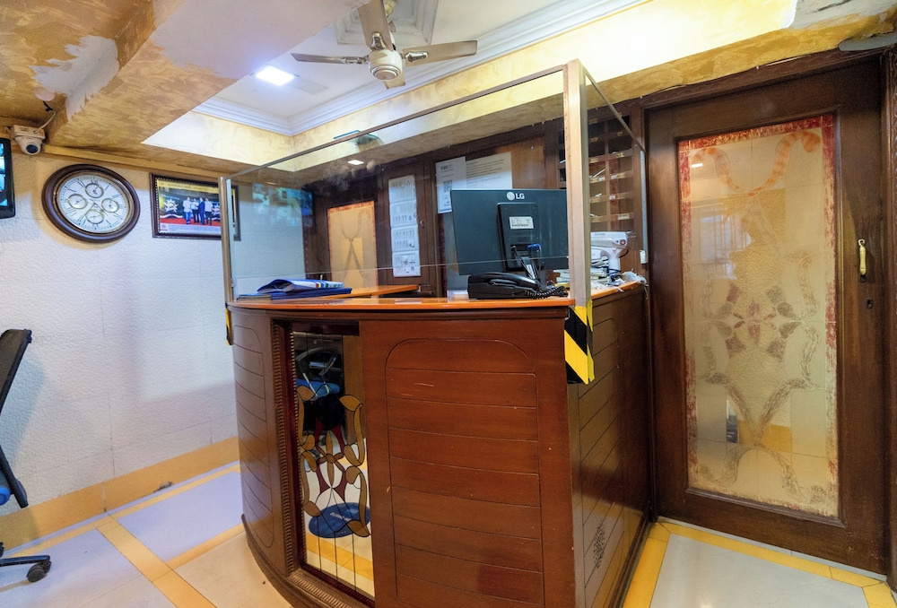 Hotel Arma Near BKC