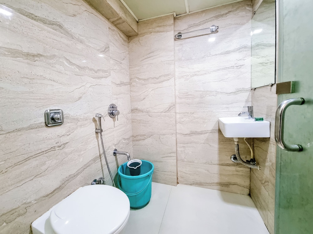 Hotel Arma Near BKC