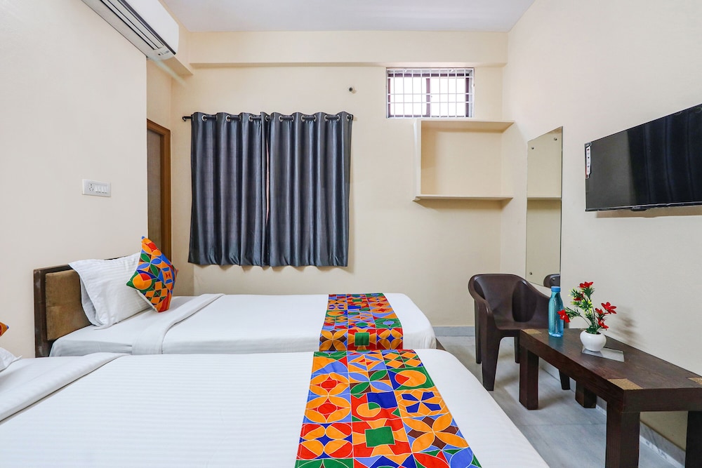 Fabhotel Prestige Castle