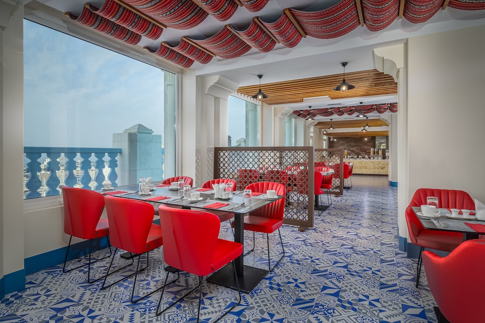 Central Inn Souq Waqif