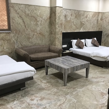 Hotel Singh Palace