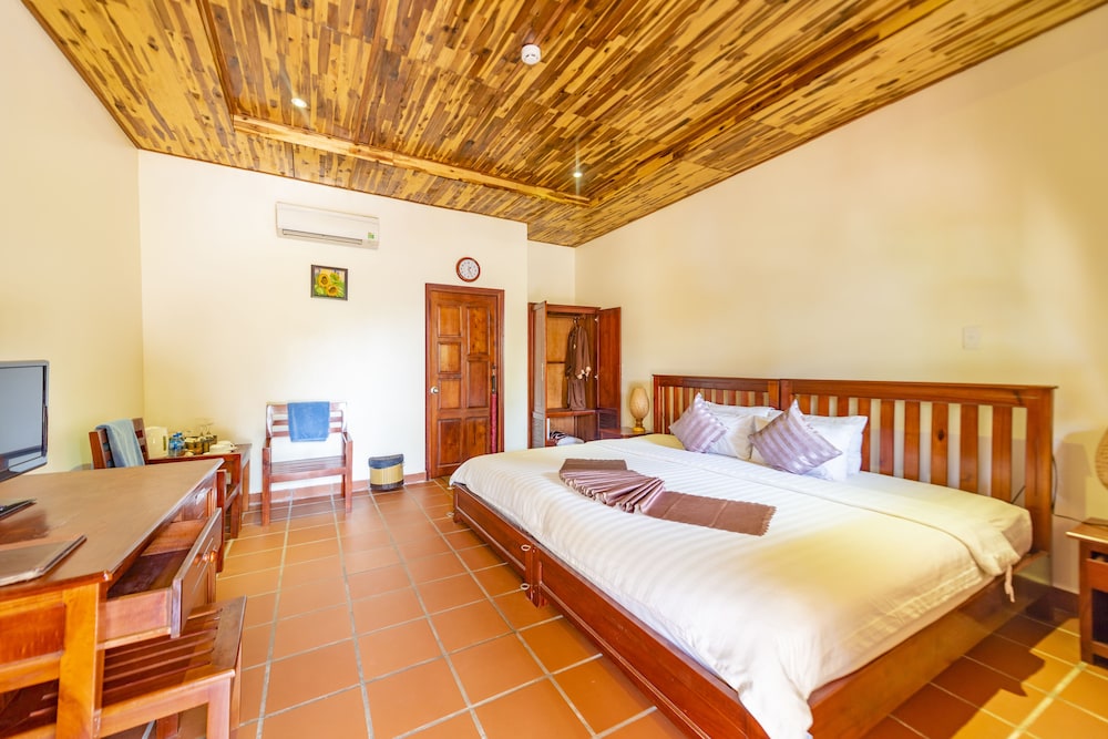 Phu Quoc Eco Beach Resort