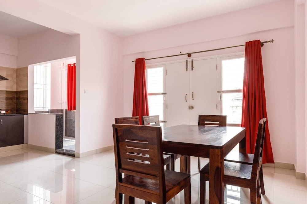Pinnacle Serviced Apartments