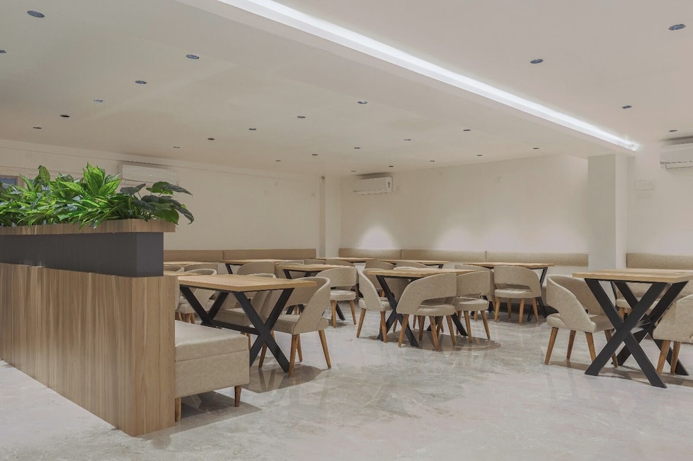 Akoya Business Hotel Whitefield 