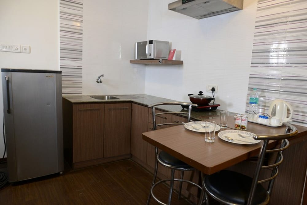 The Lotus- Apartment Hotel Venkatraman