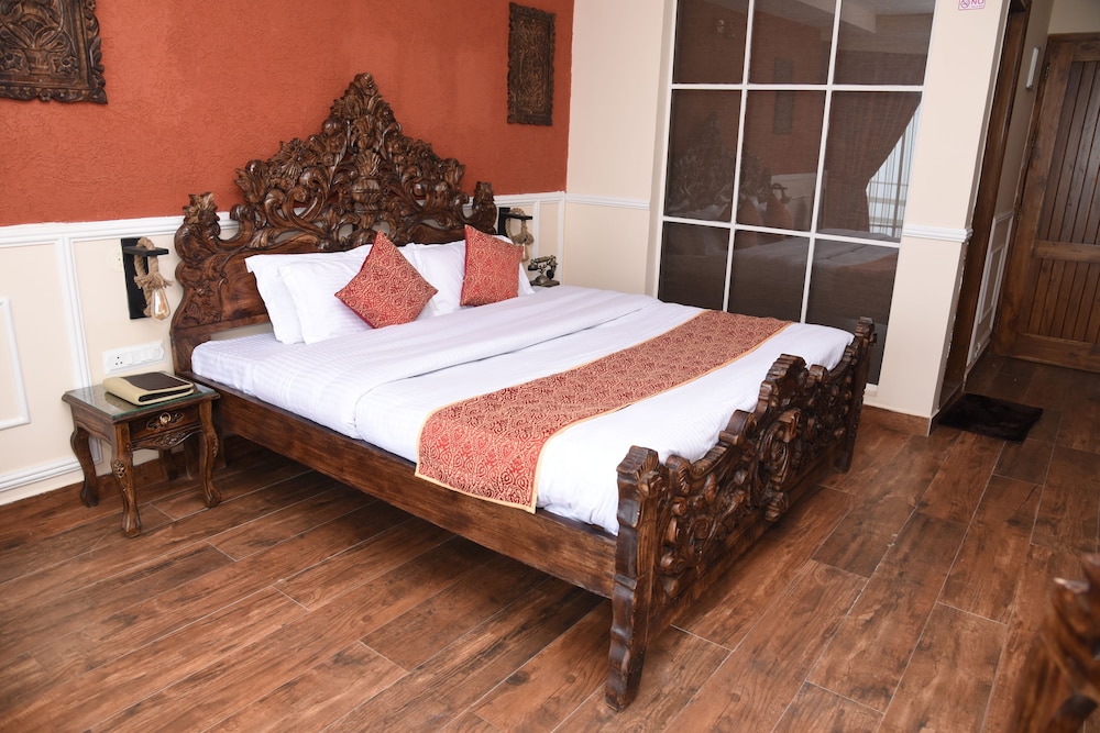 Kali Tibba Resort