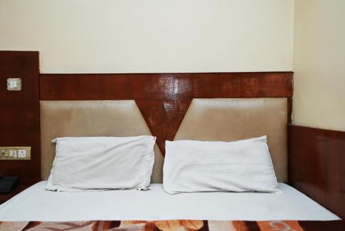 Oyo 6168 Hotel Ashirwad