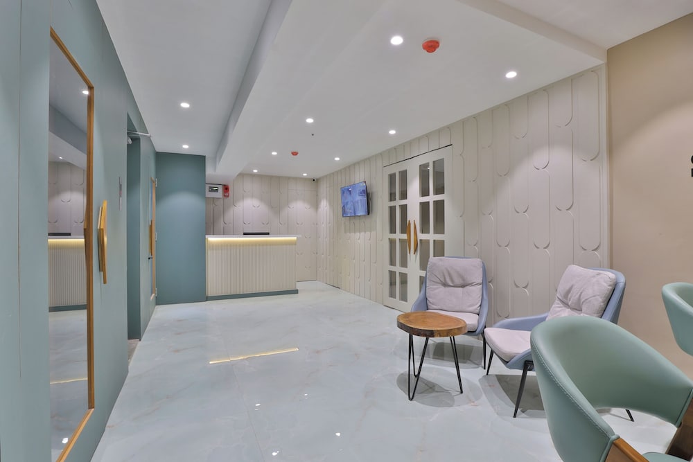 Hotel Serenity