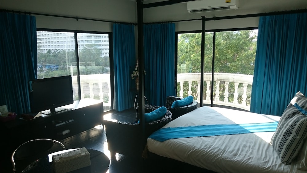 The Venue Residence and Cabaret