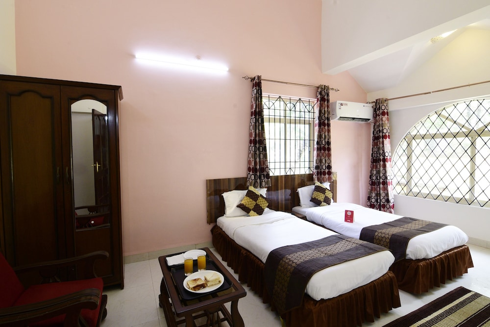 OYO 9741 Triple Beach Guest House