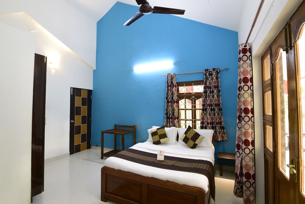 OYO 9741 Triple Beach Guest House