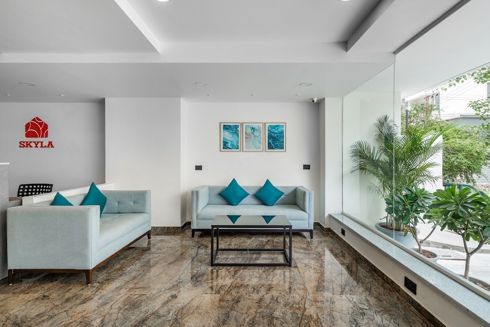 SKYLA Serviced Apartments &Suites