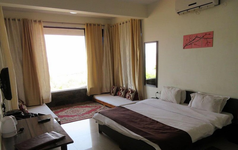 Bellevue Resort, Panchgani
