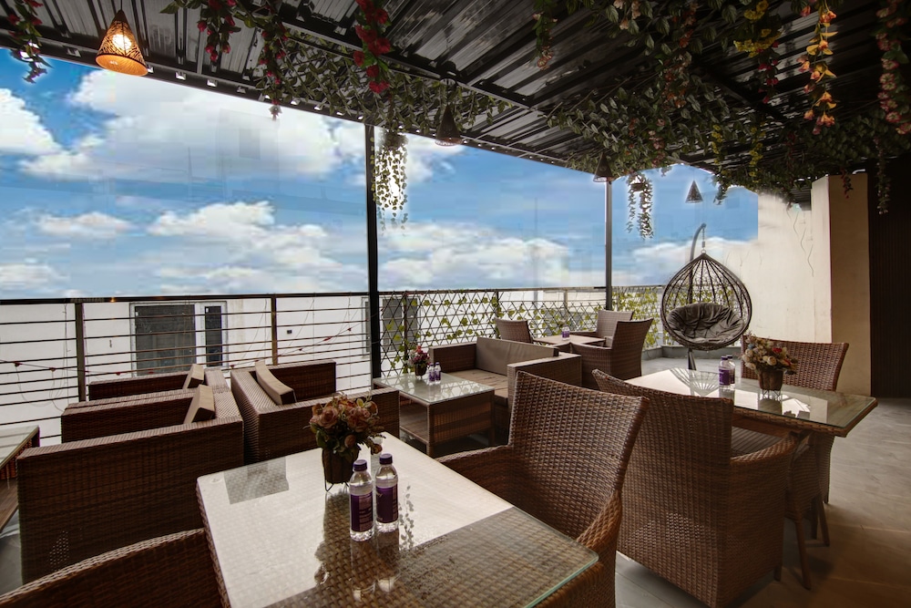 Hotel Shanti Plaza