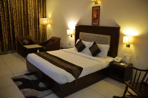 Deventure Hotel