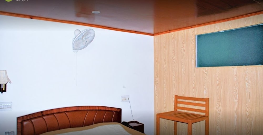 Hotel Greenland Kargil