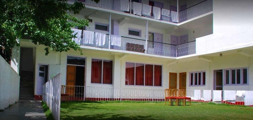 Hotel Greenland Kargil