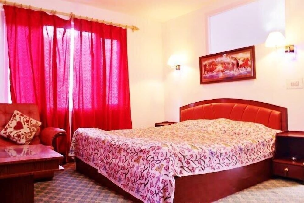 Hotel Greenland Kargil