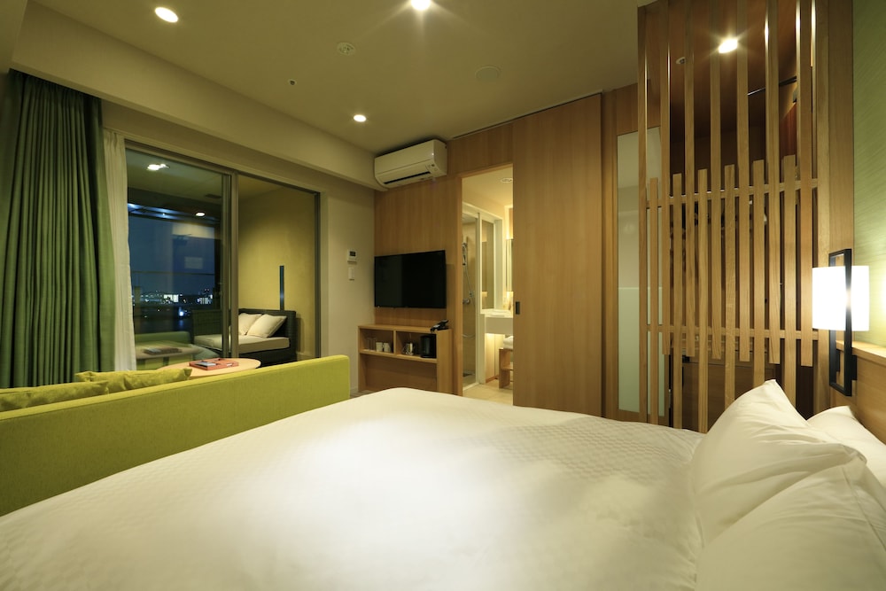 The Singulari Hotel & Skyspa at Universal Studios Japan