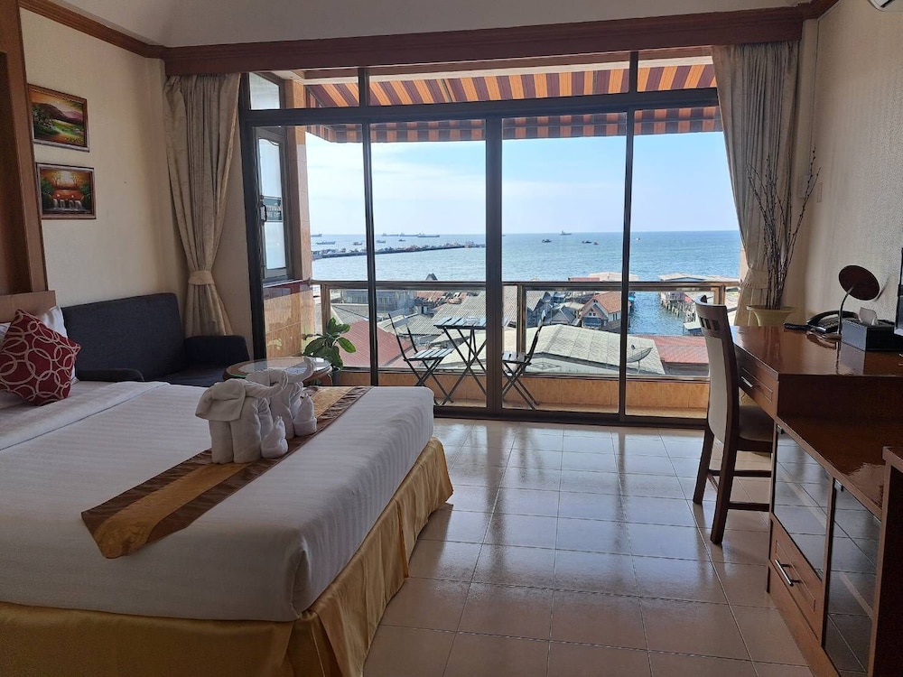 Seaview Hotel Sriracha