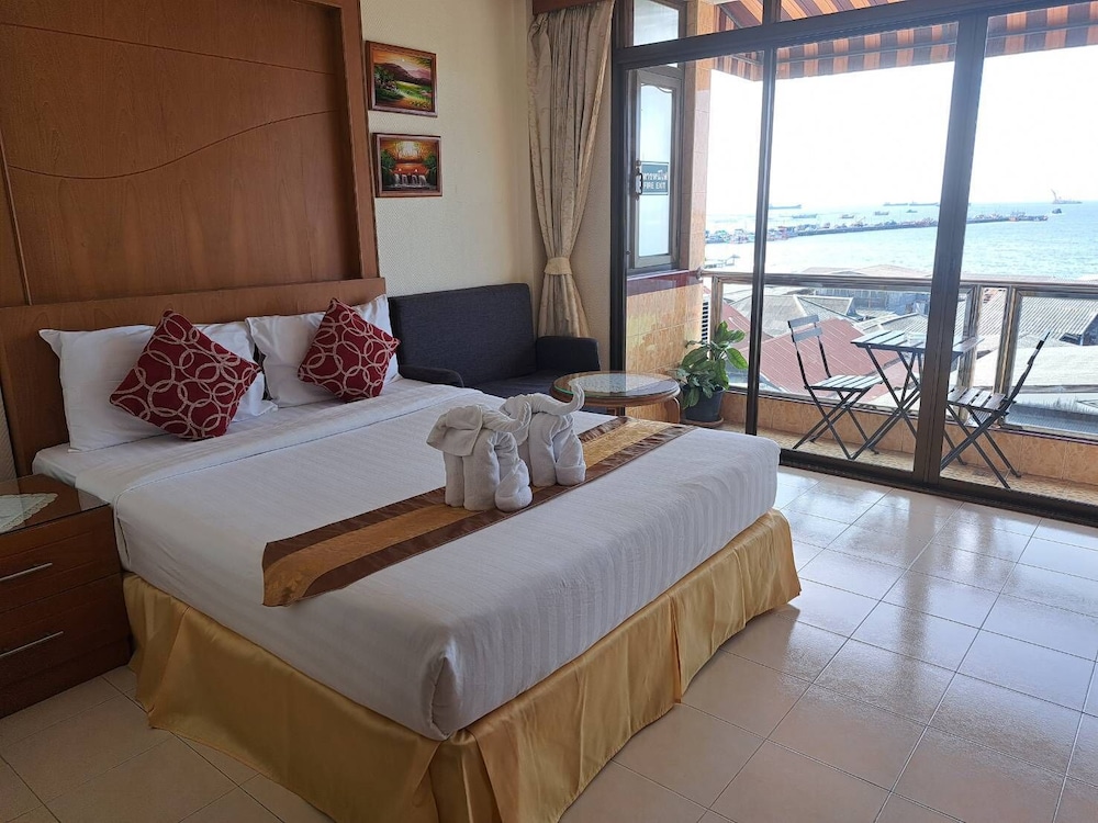 Seaview Hotel Sriracha