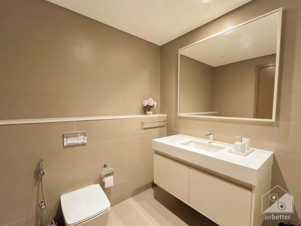 Luxury Burj Royale Apt balcony & Breathtaking View