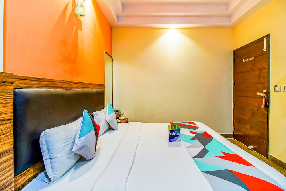 FabHotel Jaggi Palace Karol Bagh